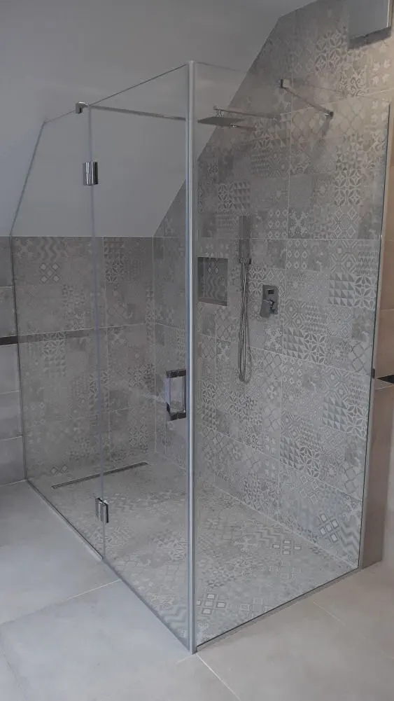 Nowoczesna kabina prysznicowa — kabiny prysznicowe Szczecinek